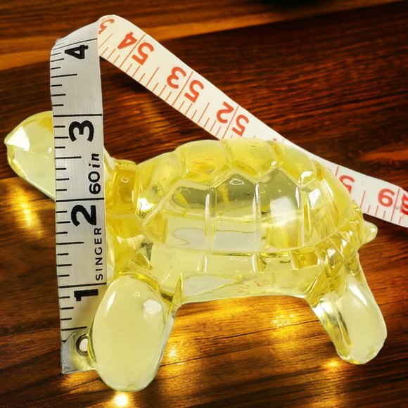 Vintage Yellow Lucite Acrylic Feng Shui Longevity Turtle Tortoise  Figurine - Picture 7 of 9